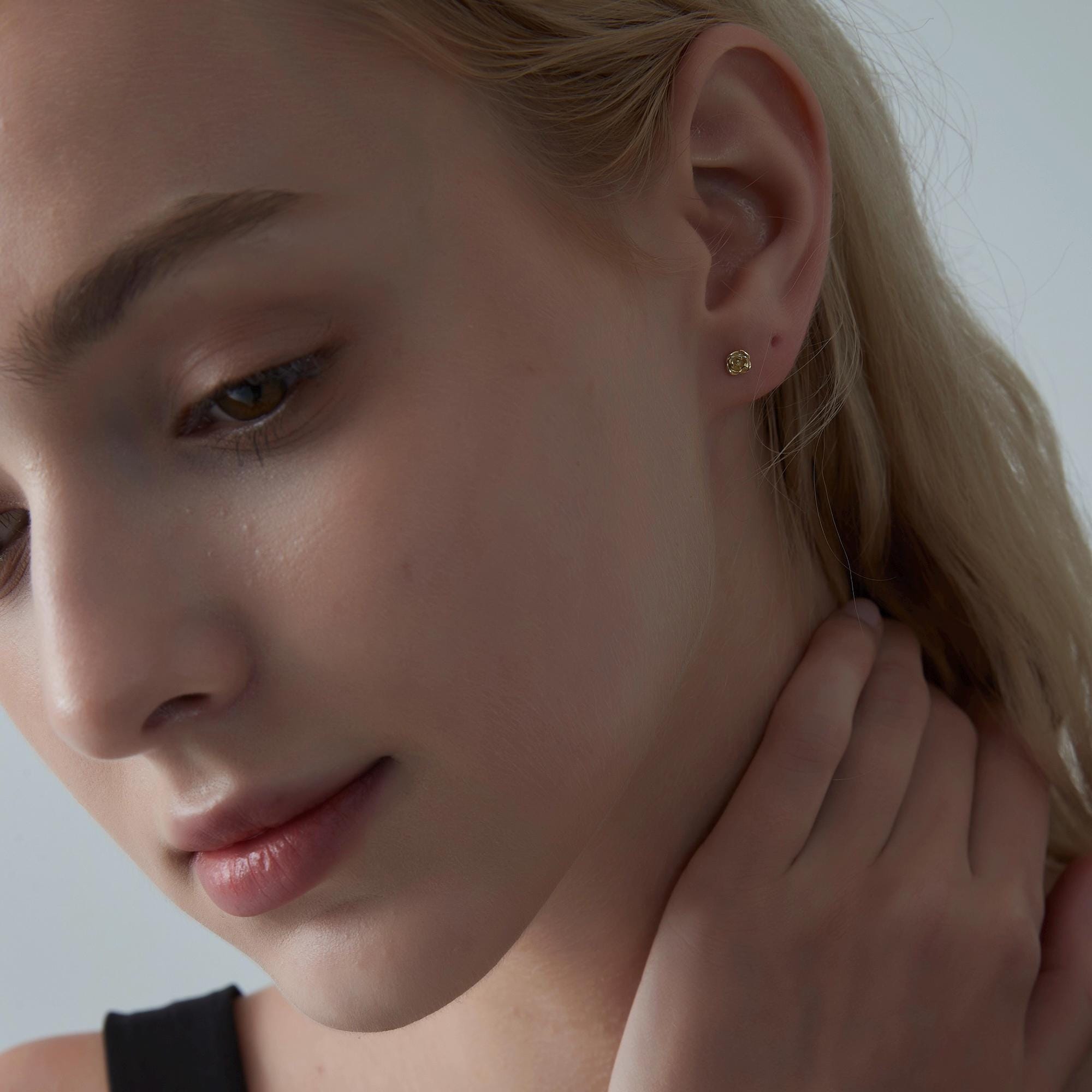 Mini Rose Flower Stud Earrings for Women, - Image 5