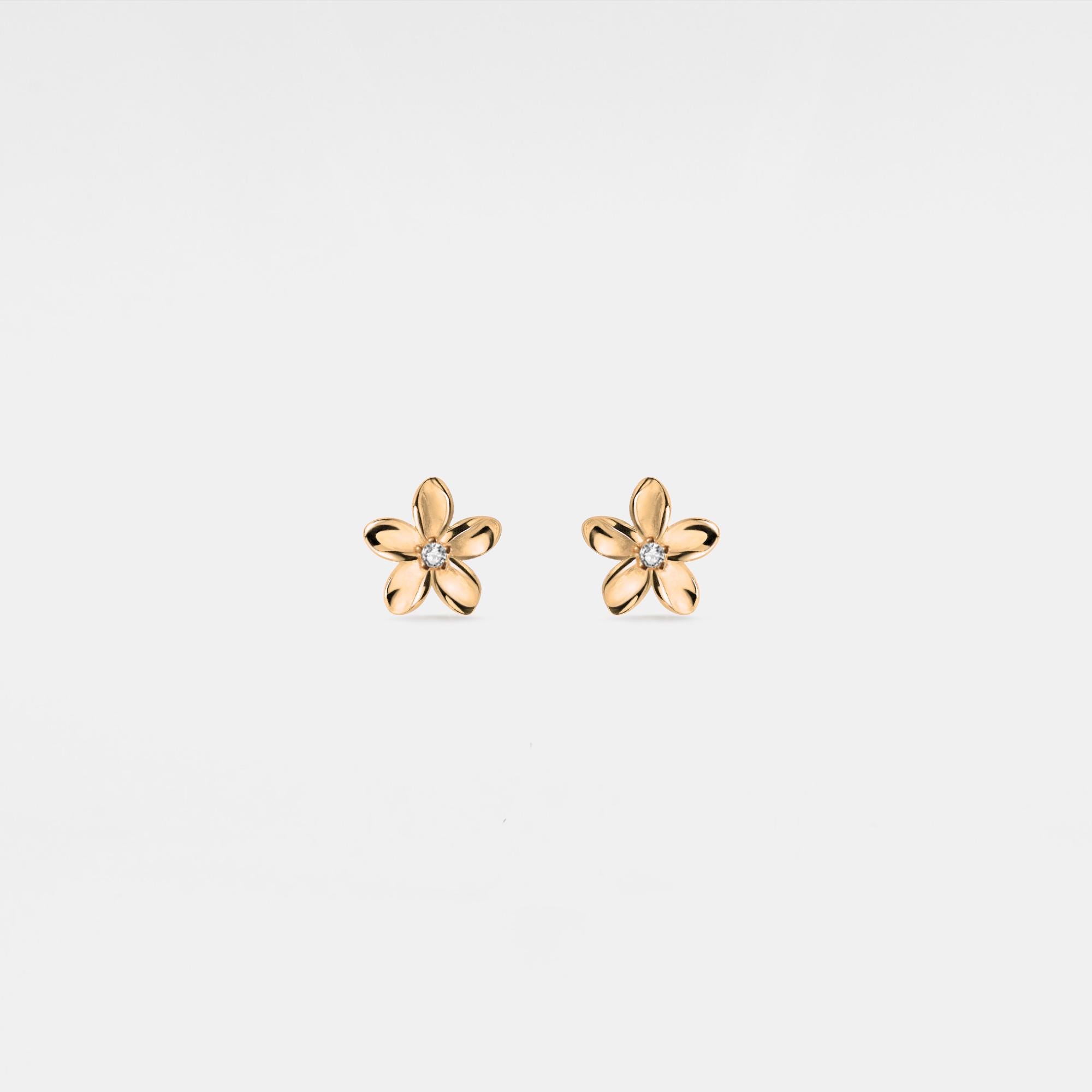 Petal-shaped earrings